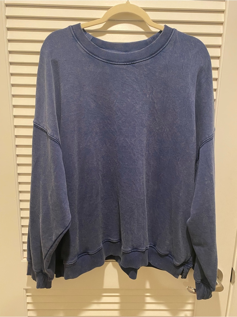 FP Movement Women’s All Star Pullover Sweatshirt Stone Washed Navy L - Picture 5 of 10
